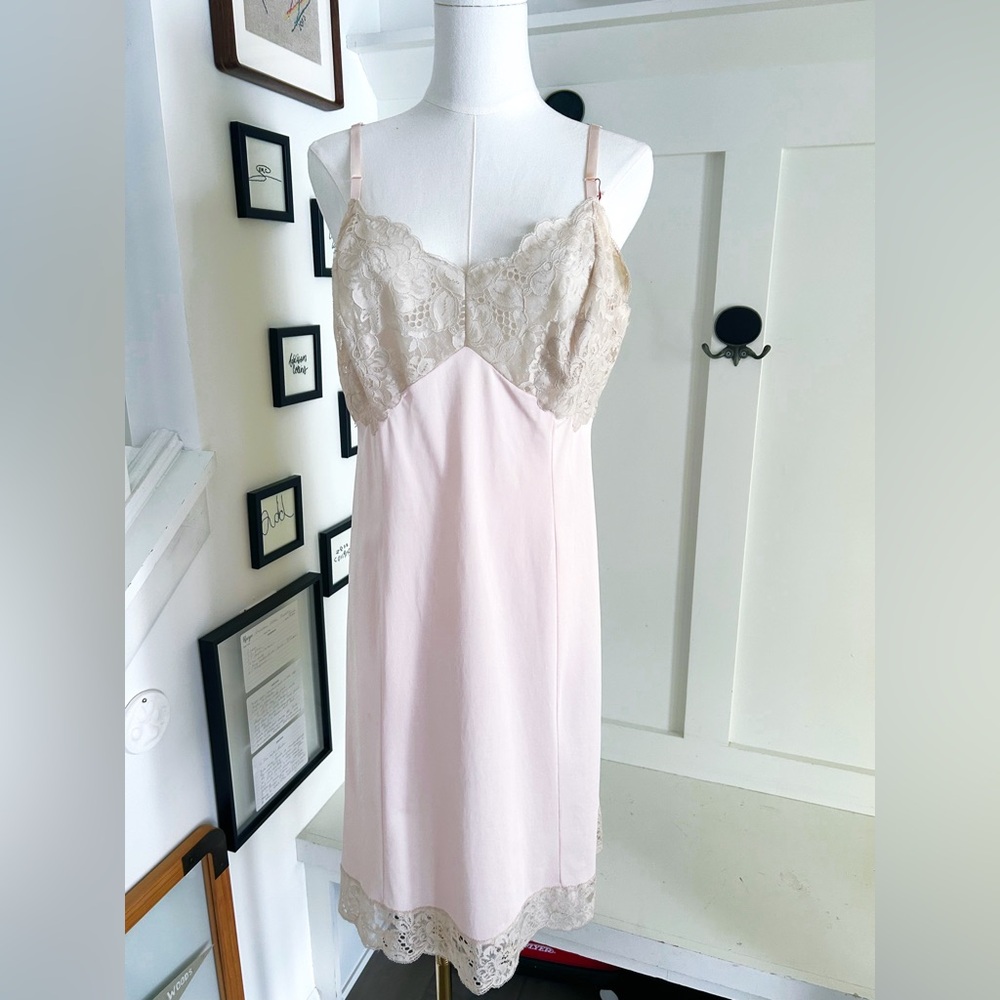 Vintage Van Raalte Pink Lace Nylon Slip Dress Size 38 Made in USA